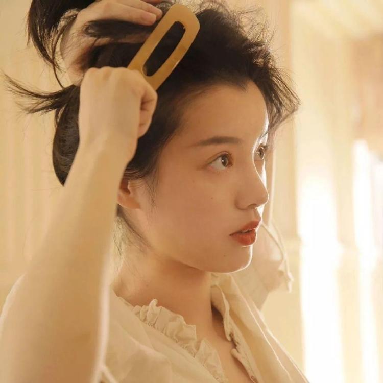 濑田宗次郎（身份：十刃最强、“天剑”、微笑的修罗） - 辣舞影视网址在线观看21 - 小程序观看